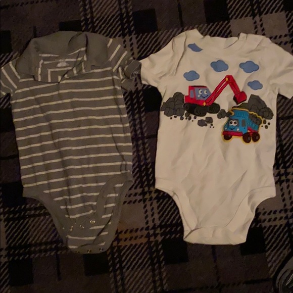 Baby onesies - Picture 1 of 1